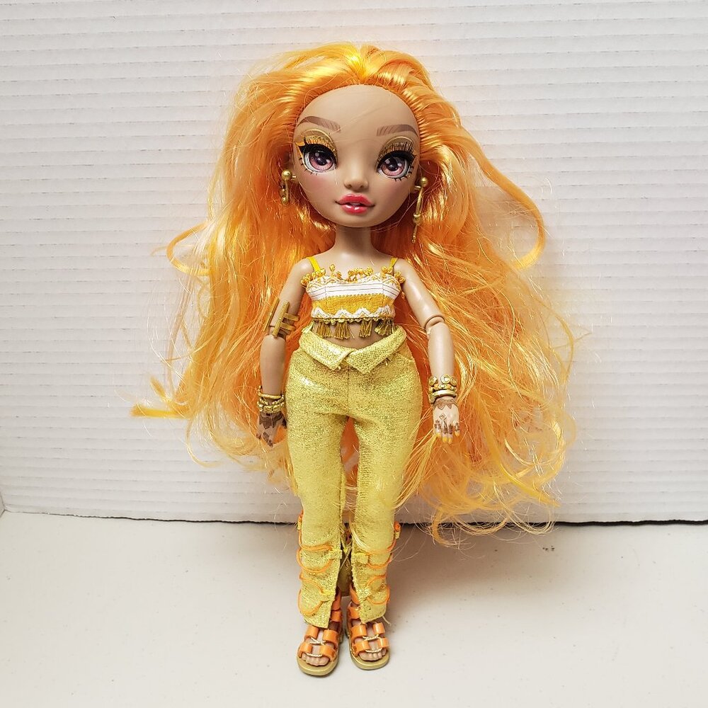 Rainbow High Doll Meena Fleur